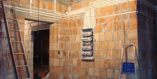 Ηλεκτρικές Εγκαταστάσεις